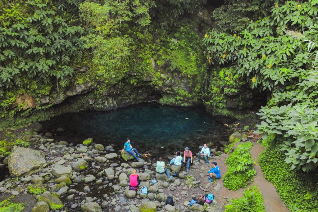 Viaje grupal a las islas azores pozas secretas